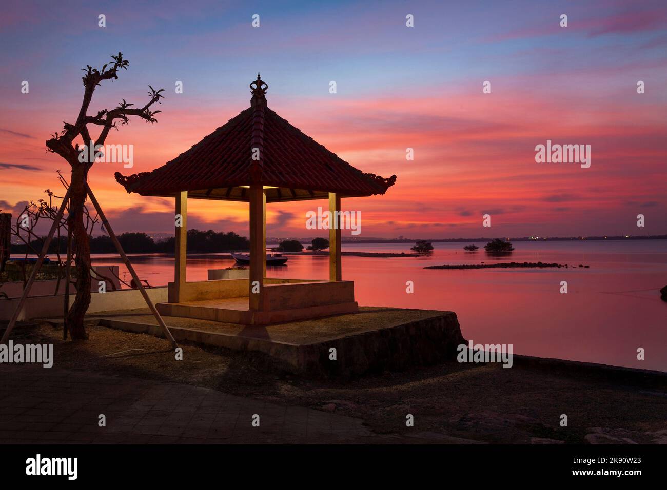 Sunset over boat on sea hi-res stock photography and images - Alamy