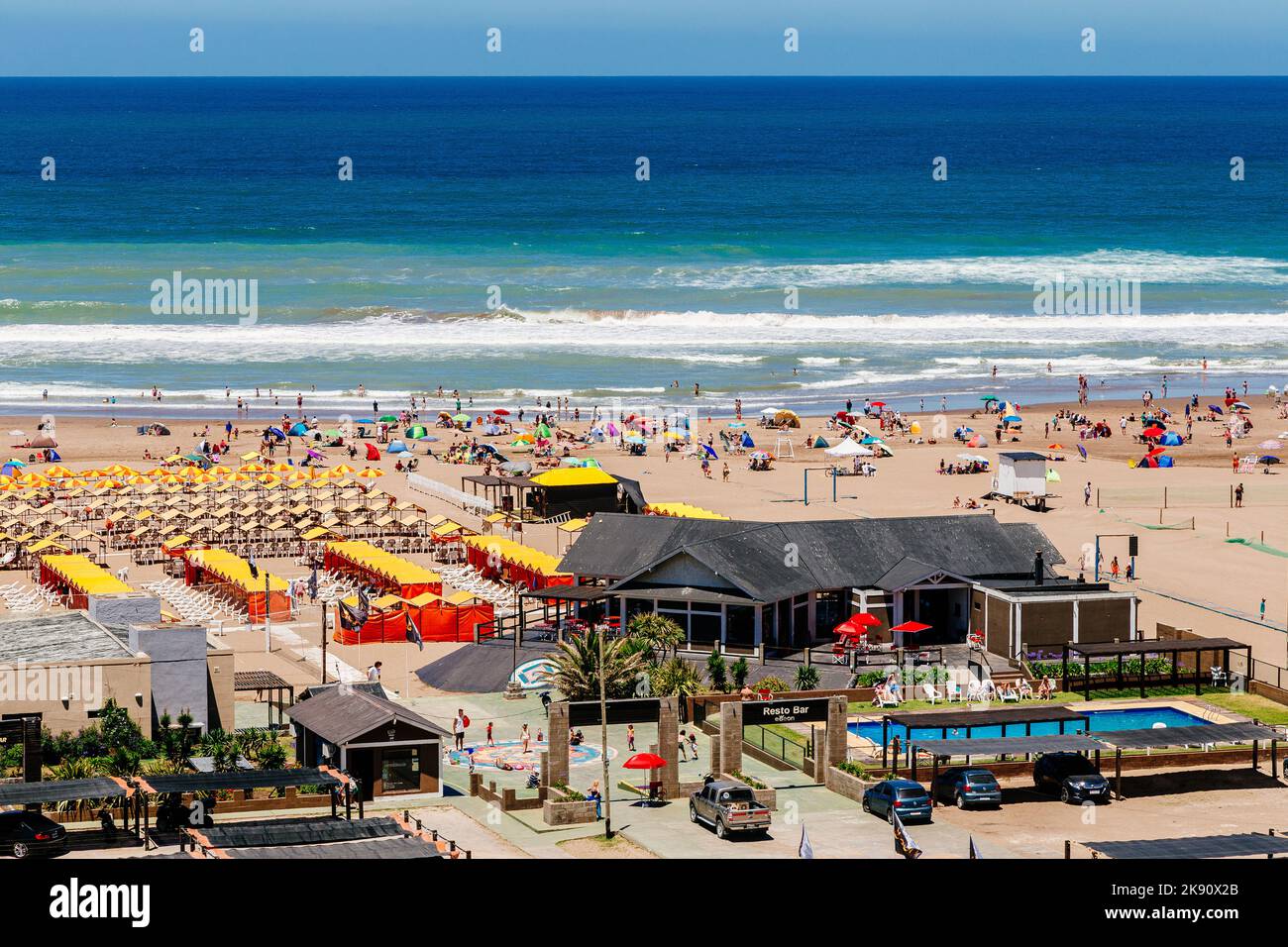 NECOCHEA, BUENOS AIRES, ARGENTINA - JANUARY 5, 2022: Aerial view of the main beach in the city downtown. Stock Photo