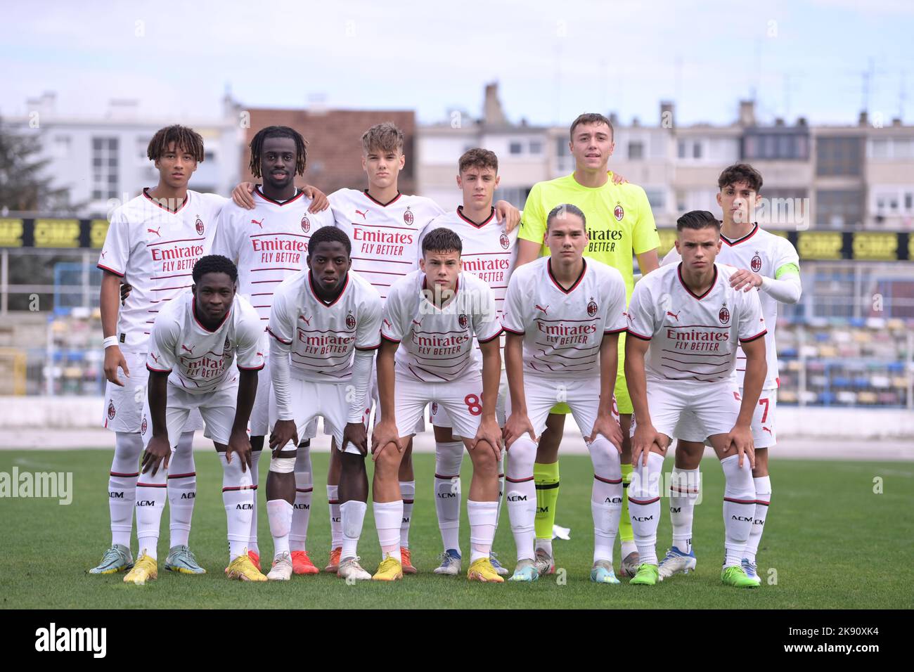 Players Of AC Milan Pose For Teasm Photo Before The UEFA Youth League ...