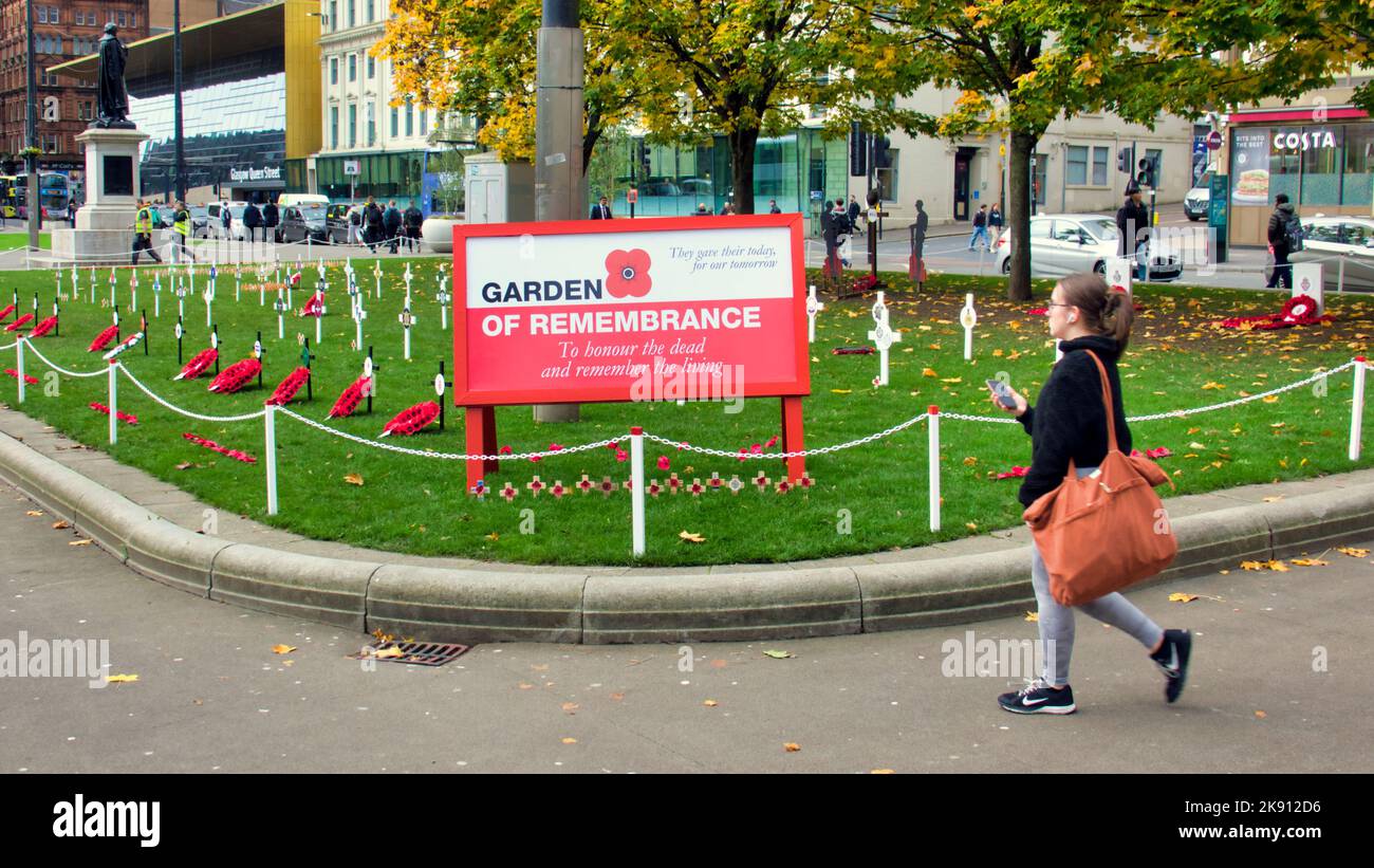 Glasgow, Scotland, UK 25th  October, 2022.  Annual Garden of Remembrance for poppy day in George square in the heart of the city centre where the cenotaph and the council chambers are.. Credit Gerard Ferry/Alamy Live News Stock Photo