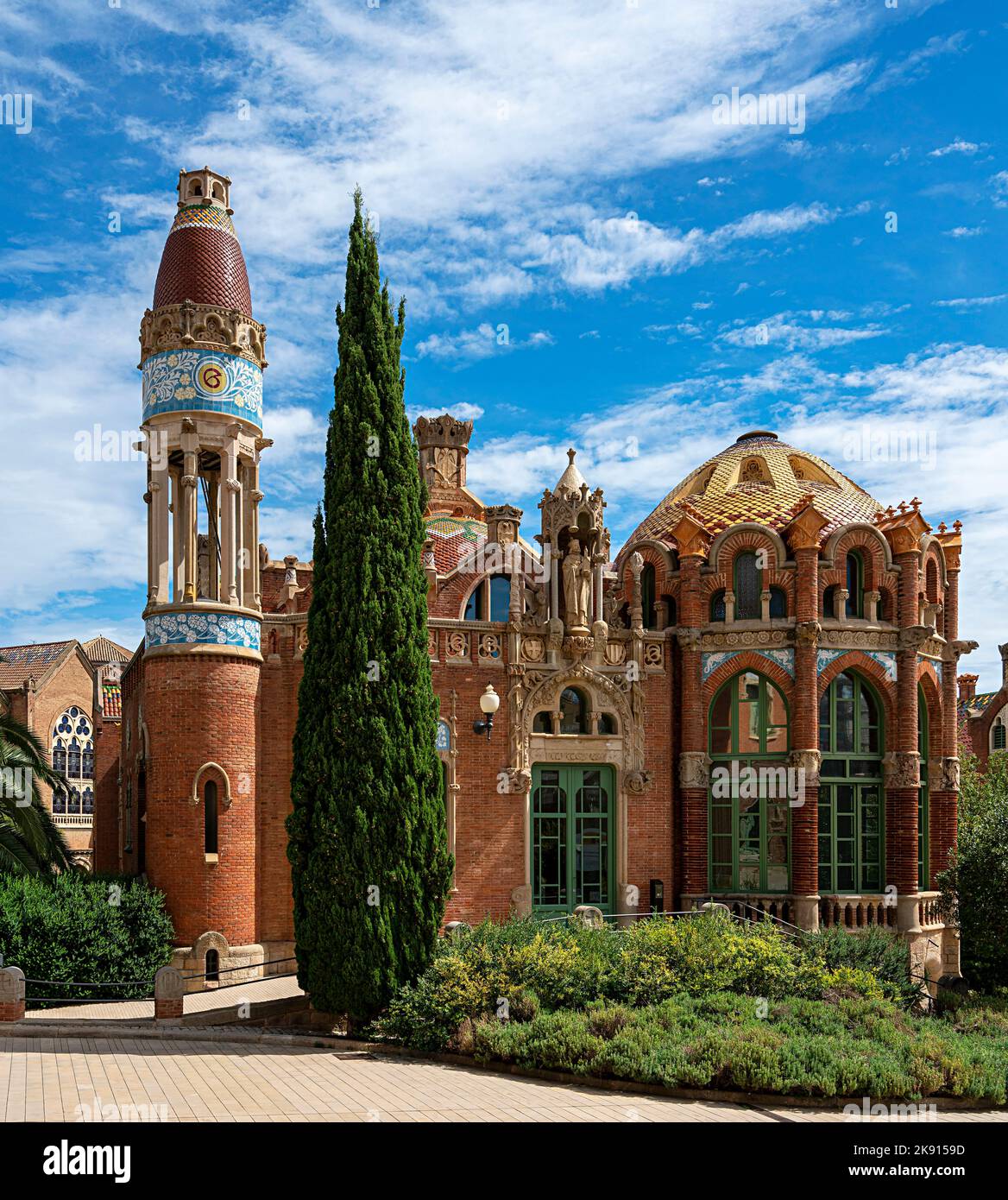 historic-hospital-complex-of-hospital-de-la-santa-creu-i-sant-pau