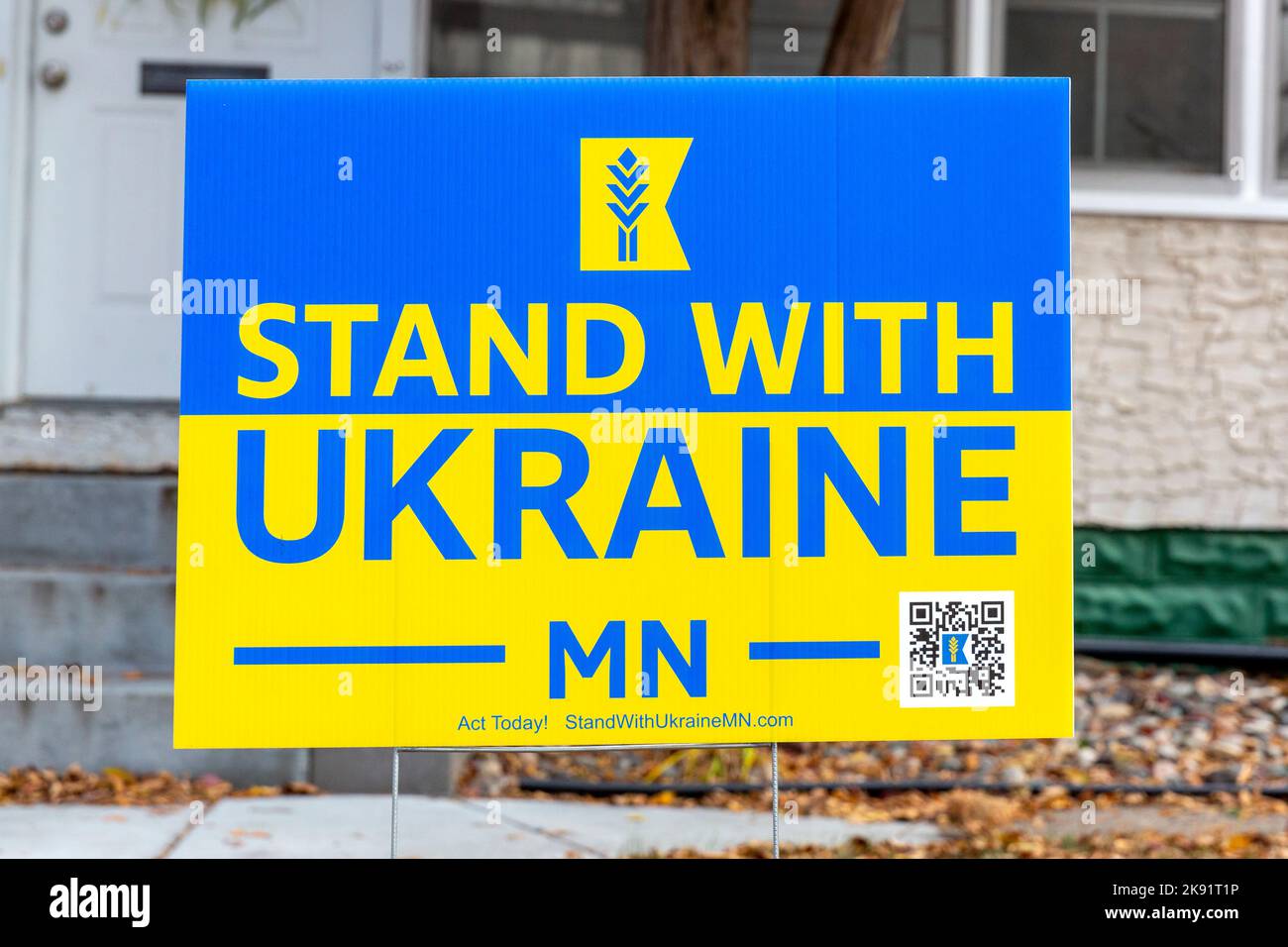 Colorful Minneapolis, Minnesota neighborhood yard sign in support and defense of Ukraine, Stand With Ukraine against Russia. Stock Photo