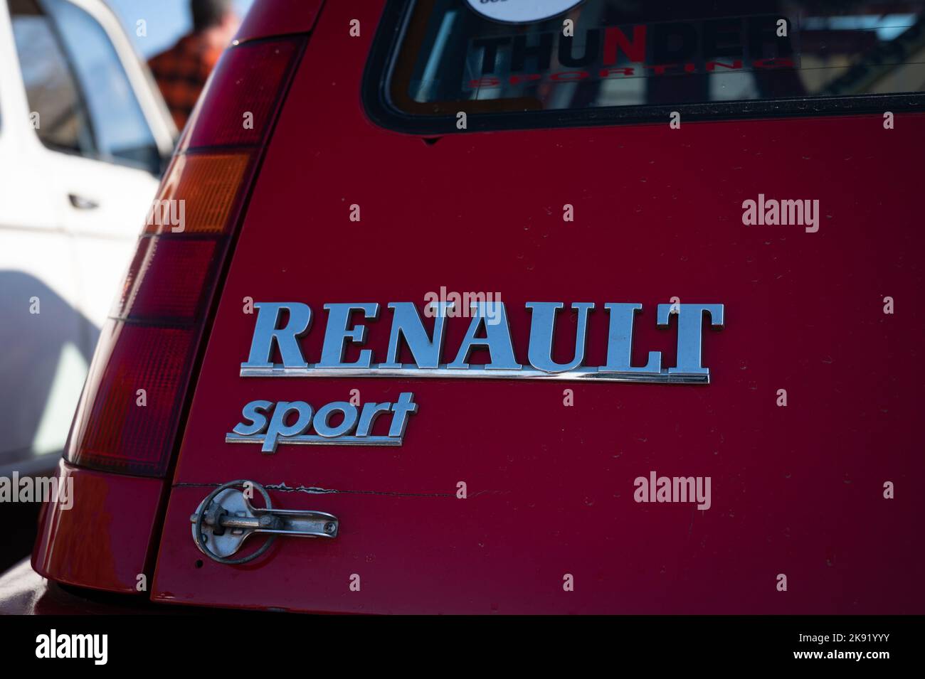 A close up of a red Renault 5 GT Turbo car emblem Stock Photo - Alamy