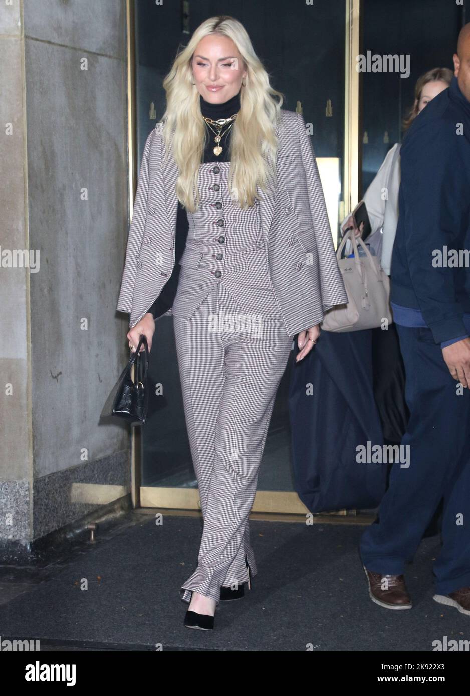 New York NY Oct 25: Lindsey Vonn leaving Today Show to talk about dealing with mental heath insomnia and grief that's come after her monther pasting in New York October 25, 2022 Credit: RW/MediaPunch Stock Photo
