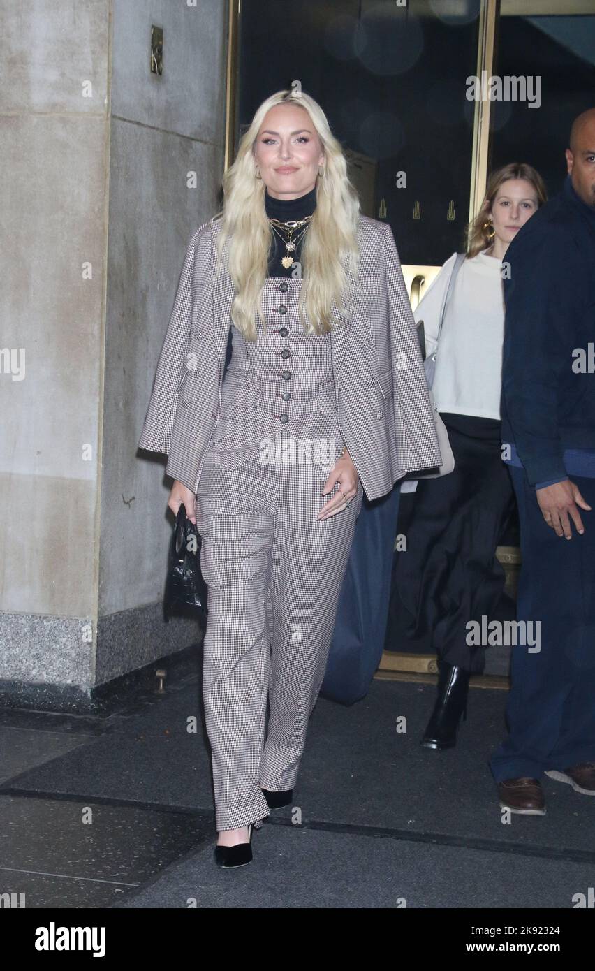 New York NY Oct 25: Lindsey Vonn leaving Today Show to talk about dealing with mental heath insomnia and grief that's come after her monther pasting in New York October 25, 2022 Credit: RW/MediaPunch Stock Photo