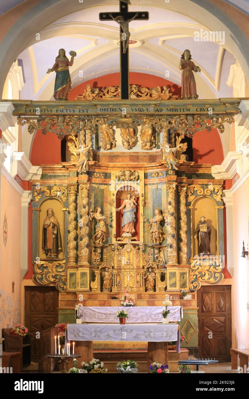 Retable. Eglise Notre-Dame de la Gorge. Les Contamines-Montjoie. Haute-Savoie. Auvergne-Rhône-Alpes. France. Europe. Stock Photo