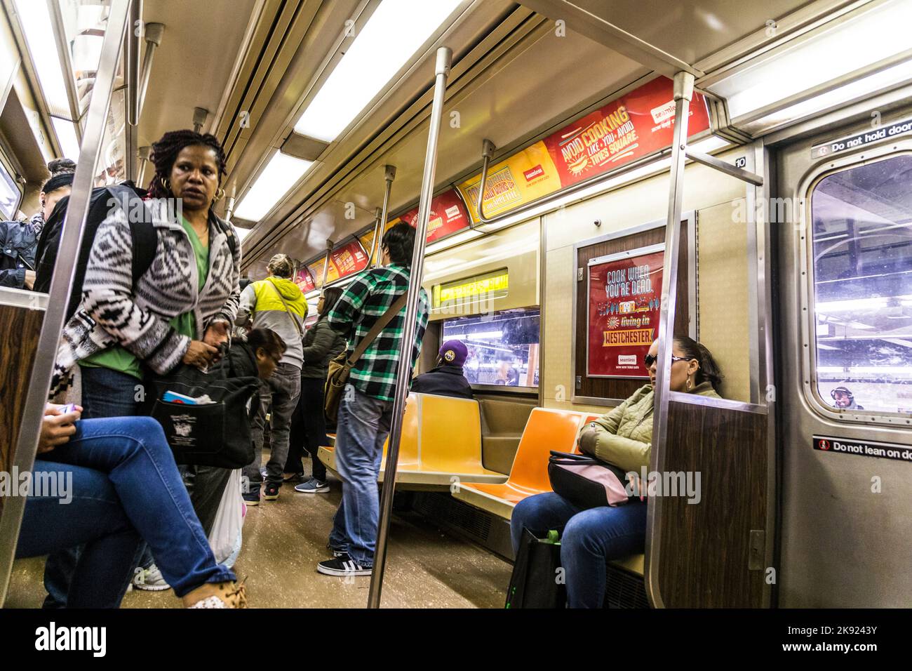 NEW YORK CITY OCTOBER 22, 2015 people travel in the subway in New