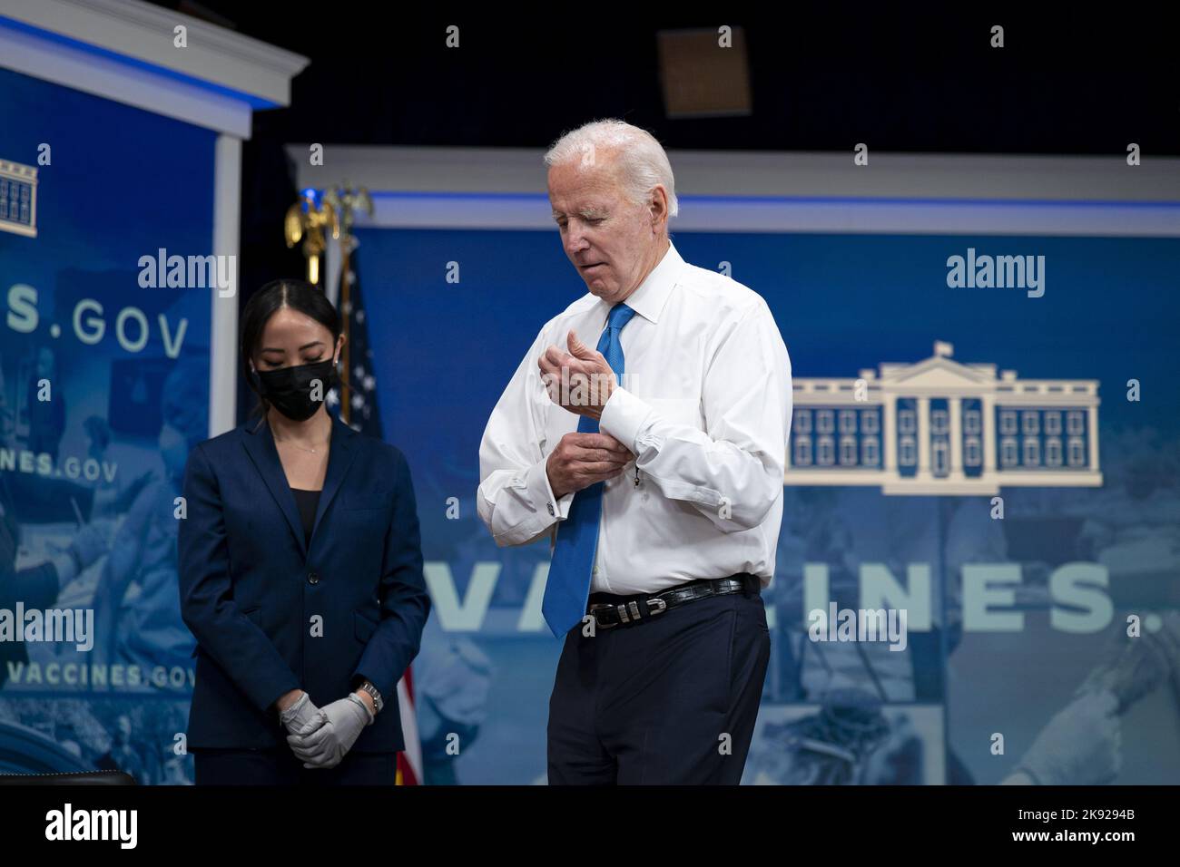 Washington, United States. 25th Oct, 2022. President Joe Biden departs after receiving a booster dose of the Covid-19 vaccine targeting the Omicron BA.4/BA.5 subvariants in the Eisenhower Executive Office Building in Washington, DC, on Tuesday, October 25, 2022. The White House is asking businesses to help employees get updated coronavirus vaccines by hosting on-site clinics and will initiate a new program providing some Americans with free home delivery of Covid-19 treatments before an expected surge of the virus this fall. Photo by Al Drago/UPI Credit: UPI/Alamy Live News Stock Photo