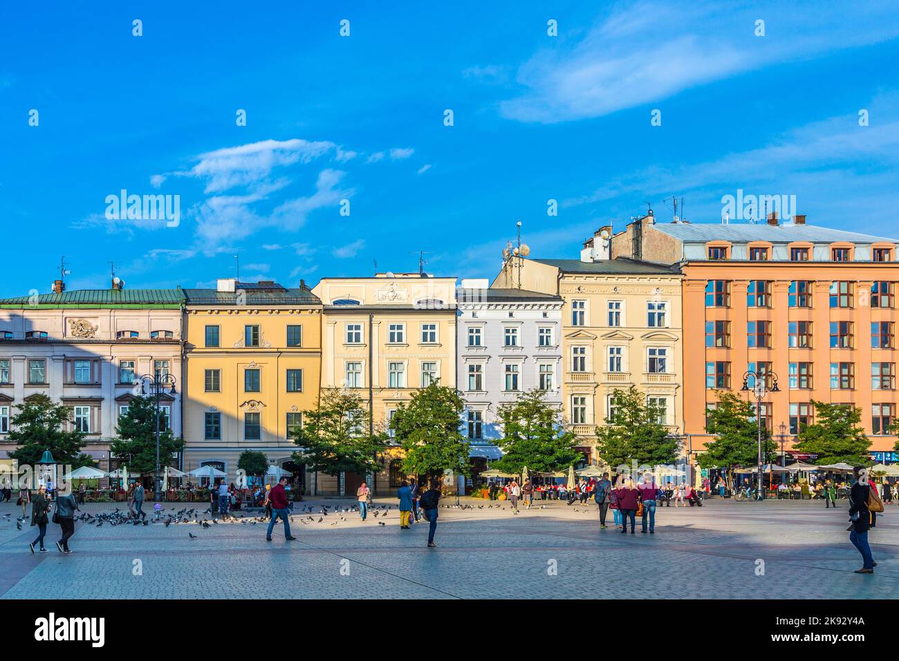 Cloth fair street hi-res stock photography and images - Page 2 - Alamy