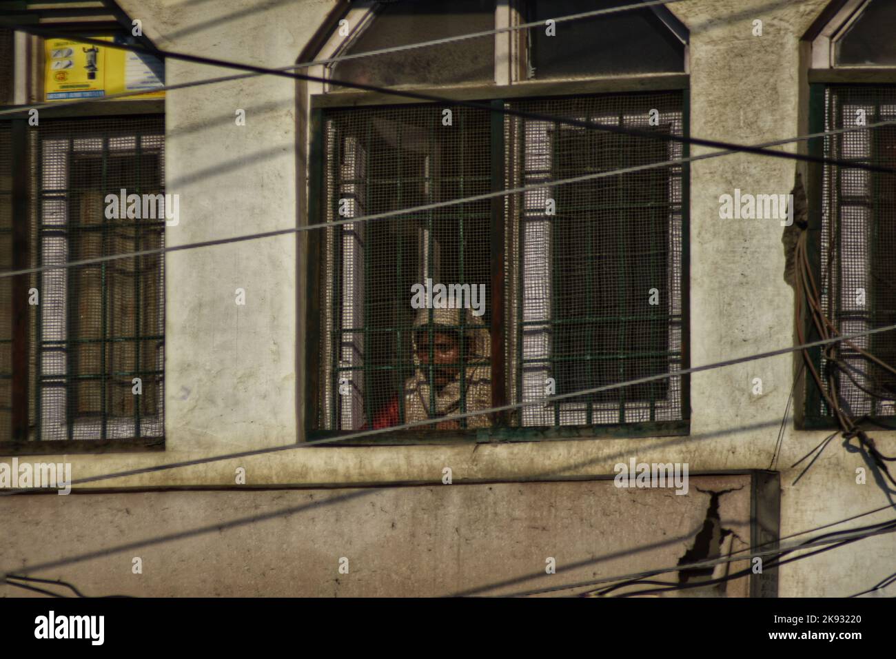 Srinagar, India. 25th Oct, 2022. Kashmir Muslims watching the funeral