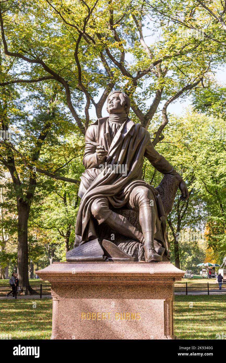 NEW YORK, USA OCT 21, 2015 Statue of Poet/Lyricist Robert Burns