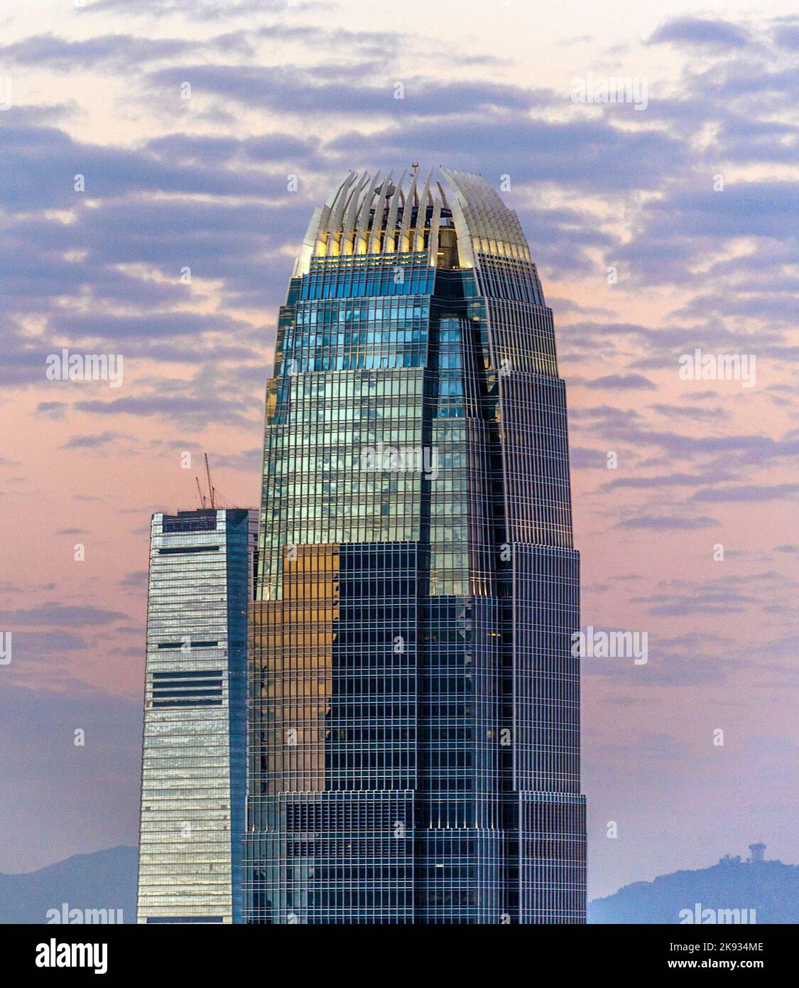 Two Ifc Two international finance centre 2ifc hi-res stock photography and ...