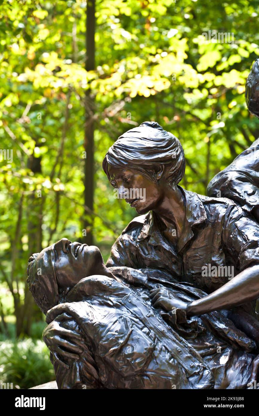 WASH DC JULY 14 Memorial statues to Vietnam war Women Nurse on July