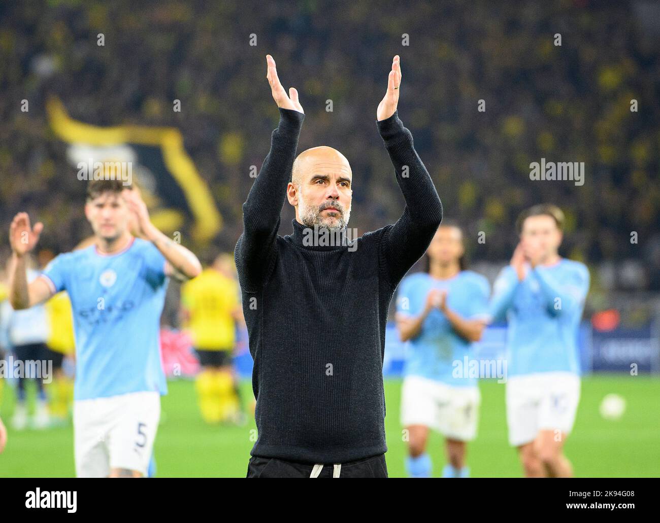 October Clapping Pep guardiola october 22 2022 hi-res stock photography and images - Alamy