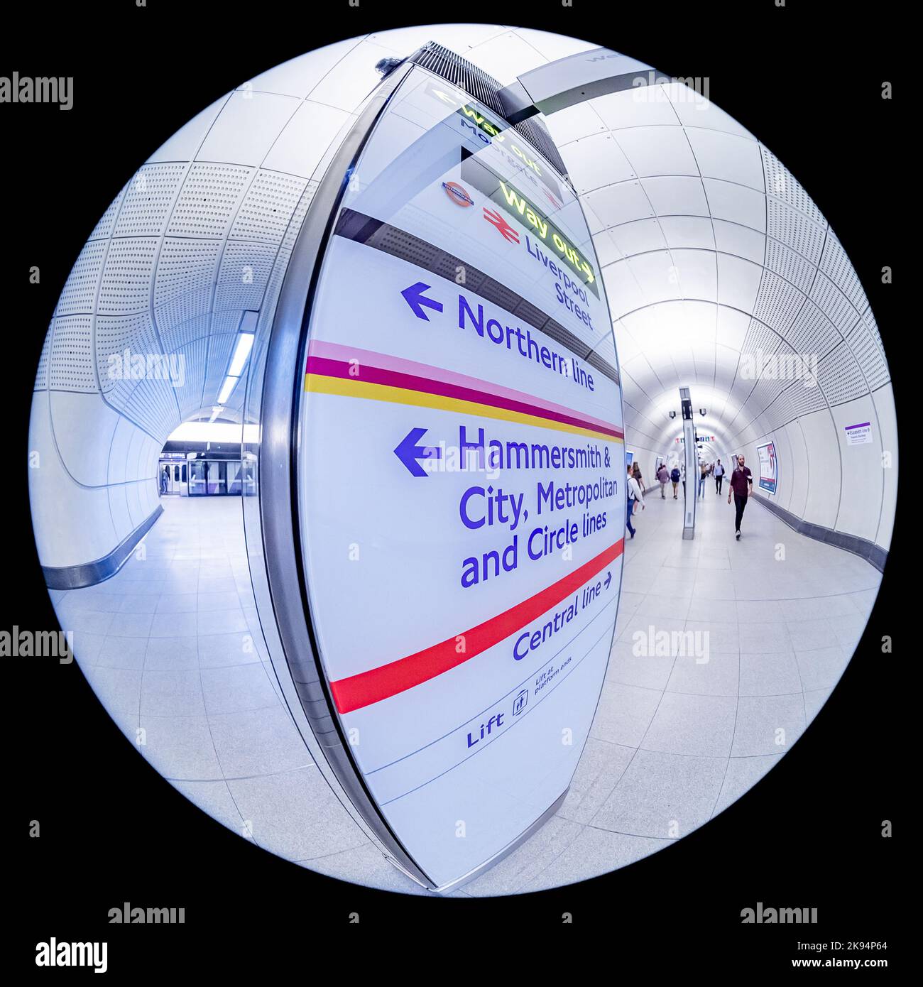 Liverpool Street Station - Elizabeth Line Station Stock Photo - Alamy