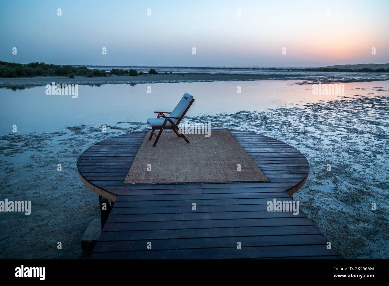 Beautiful golden hour and sunrise from UAE beaches Stock Photo - Alamy