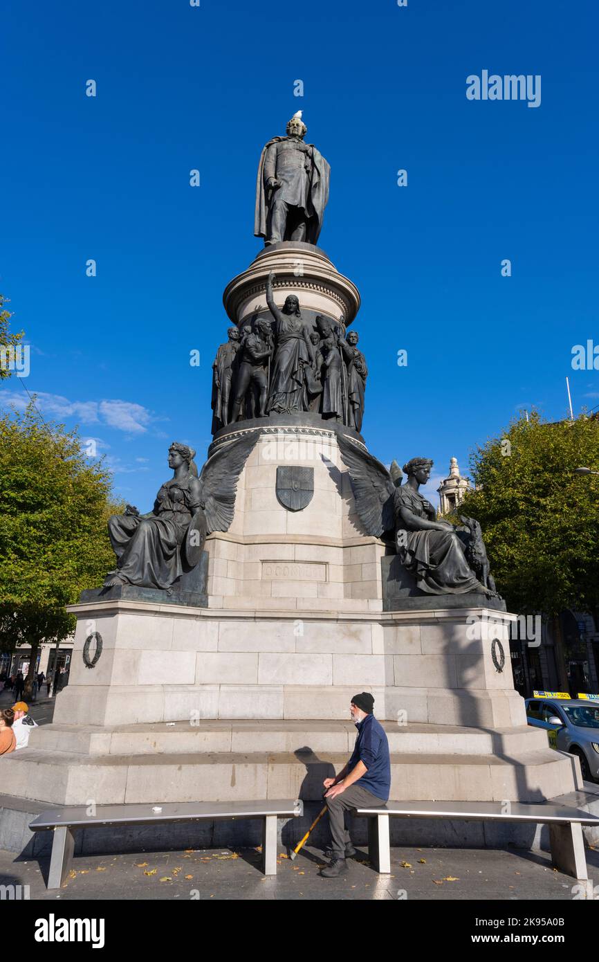 Ireland Eire Dublin O'Connell Street statue Memorial Daniel O'Connell 1776 - 1847 by John Henry Foley Member of Parliament Lord Mayor of Dublin Stock Photo