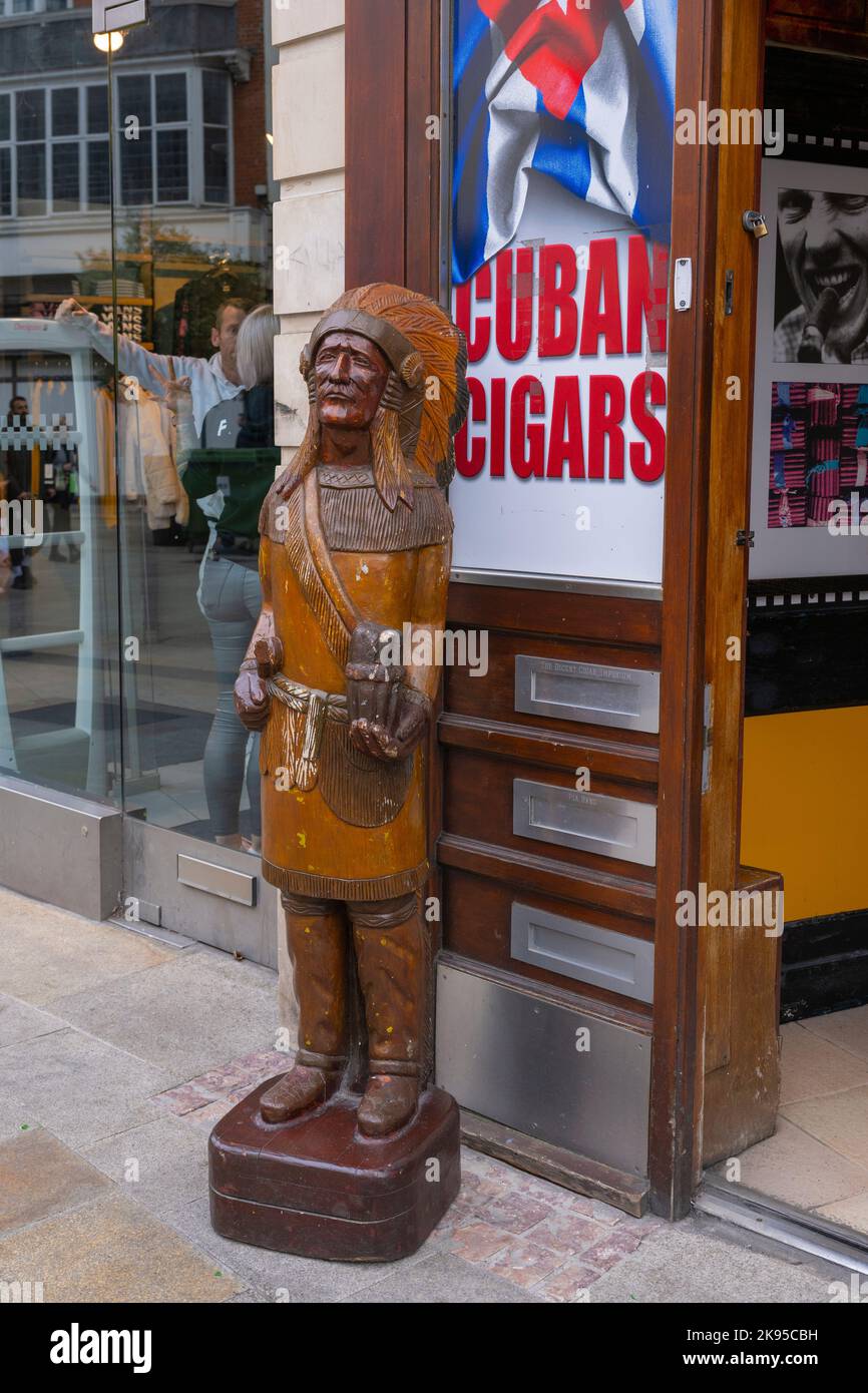 The decent cigar emporium hires stock photography and images Alamy