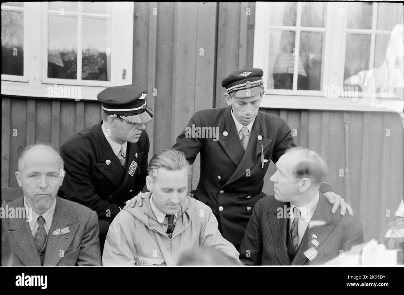Norwegian prisoners of war, released from the Nazi detention camp Grini ...