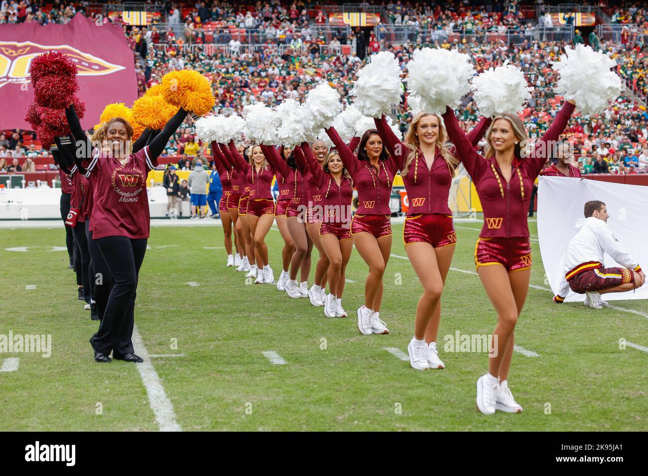 Green Bay Packers Mean To Cheerleaders
