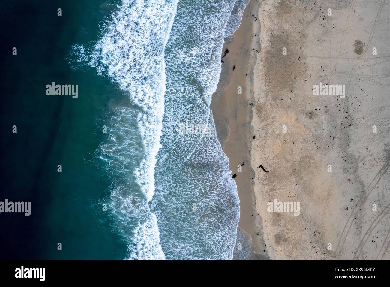 Drone sky tranquil island beach hi-res stock photography and images - Alamy