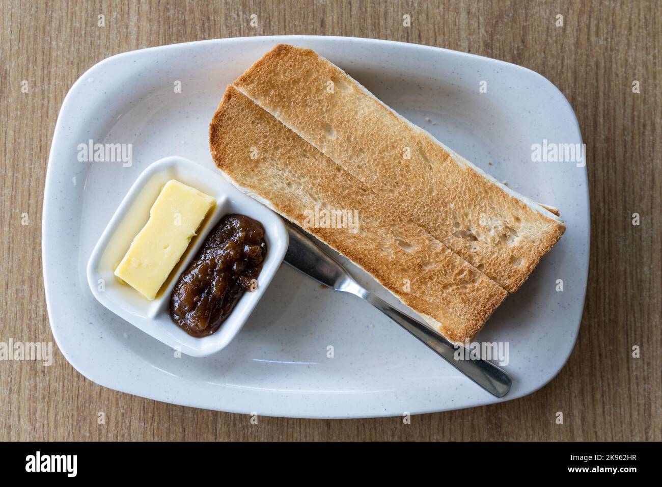 Overhead view of traditional Chinese sandwich toast bread served with
