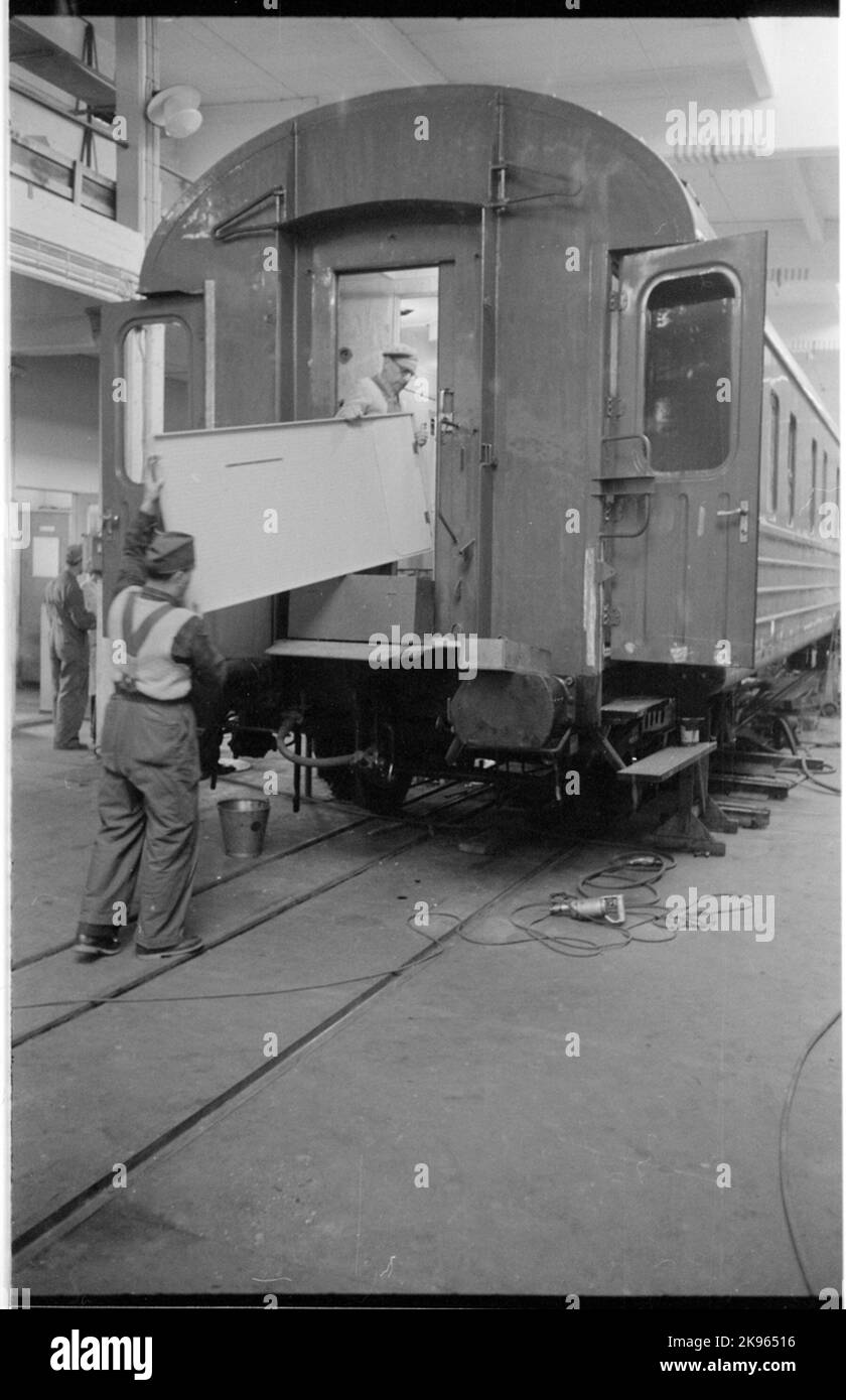 Interior work in sleeping car Stock Photo Alamy