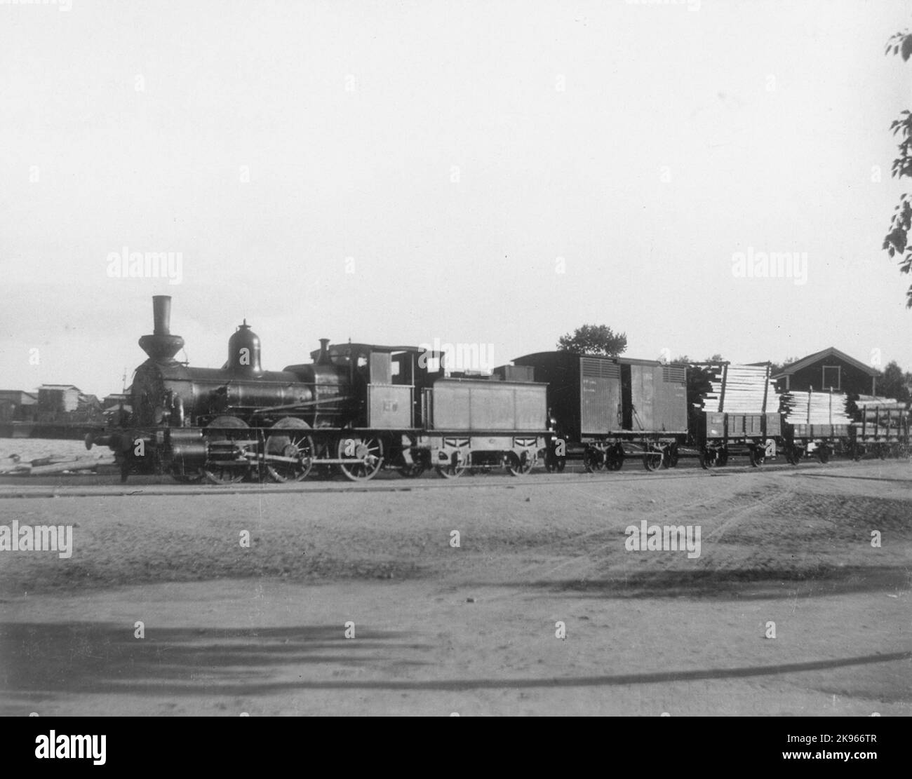 The State Railways, SJ KC4 367 with freight trains Stock Photo Alamy
