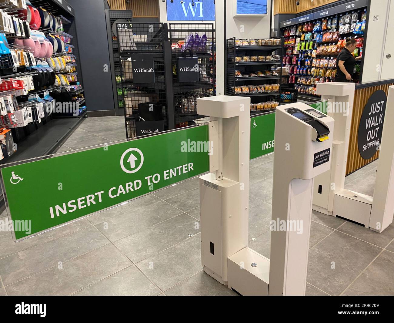 New York, New York, USA. 24th Oct, 2022. The checkoutfree W H Smith