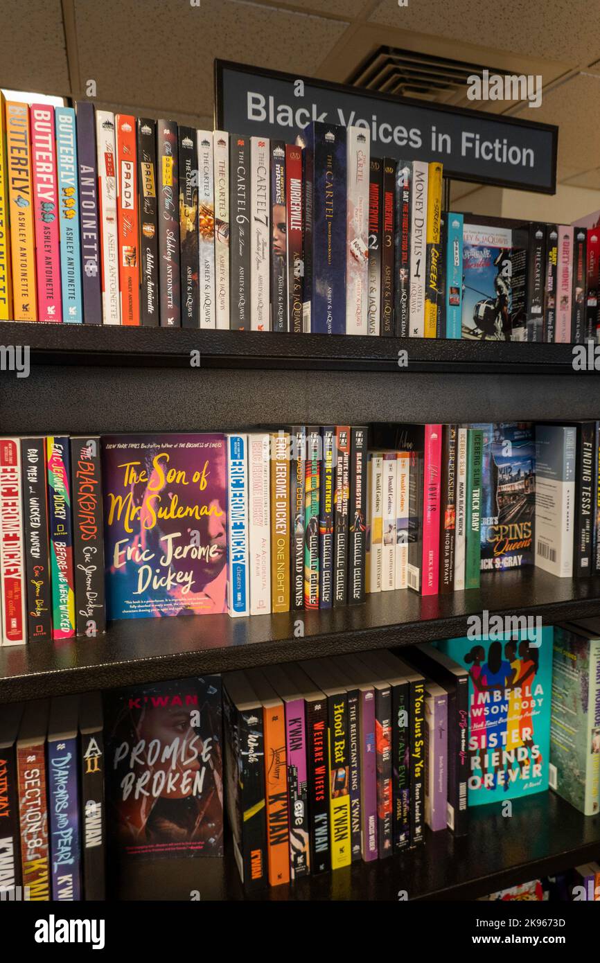 Barnes & Noble Booksellers on Fifth Avenue in New York City has a large selection of books and magazines, USA  2022 Stock Photo