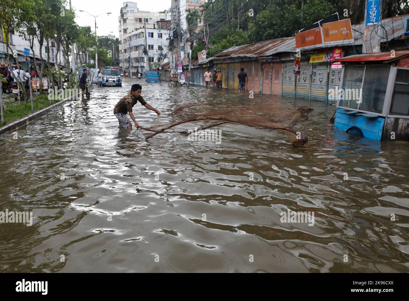 Barisal, Bangladesh - October 25, 2022: Due to the impact of Cyclone Sitrang, water has accumulated in many areas of Barisal city due to rains through Stock Photo
