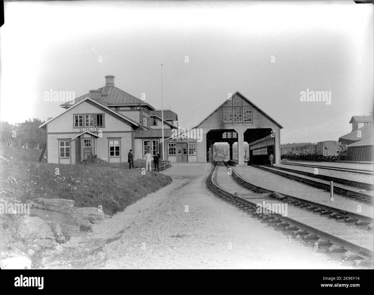 Railway turntable Black and White Stock Photos & Images - Alamy