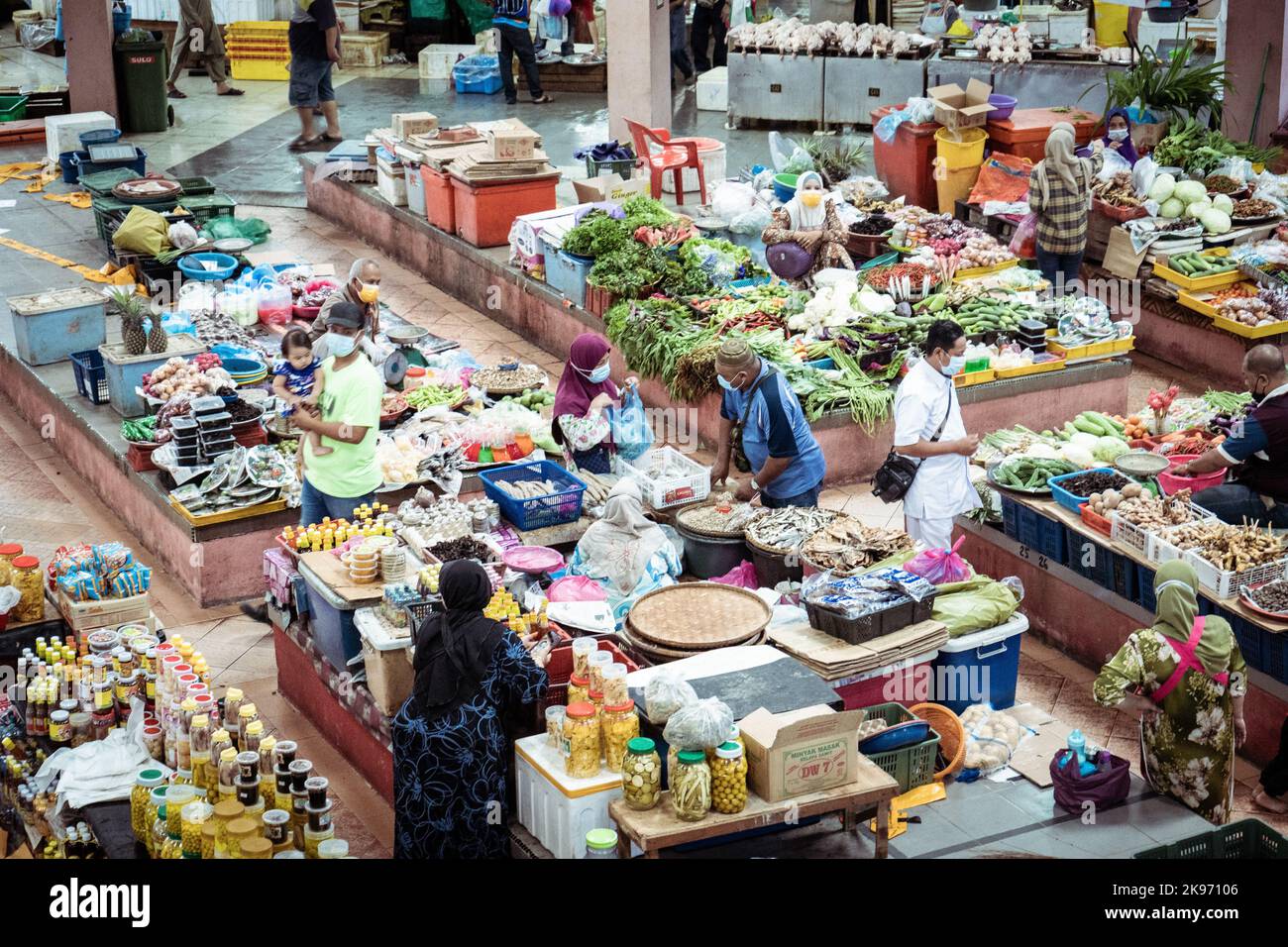 a High angle view of the interior of Pasar Siti Khadijah market in Kelantan, Malaysia Stock Photo