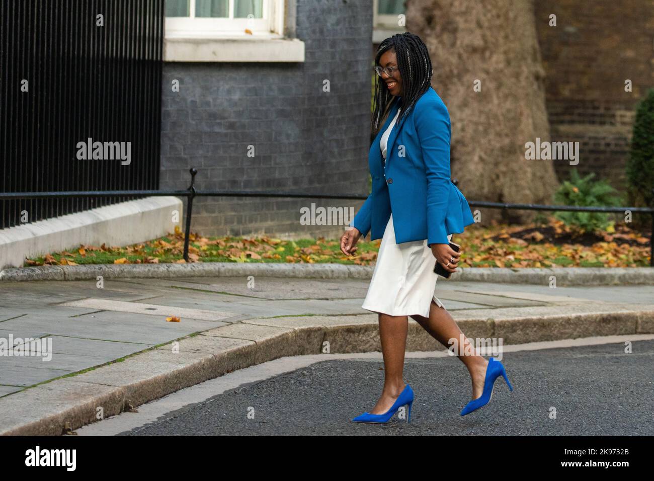 London, UK. 25th October, 2022. Kemi Badenoch, Conservative MP for Saffron Walden, arrives in Downing Street as the new Prime Minister of the UK Rishi Sunak makes appointments to his Cabinet. Rishi Sunak was appointed as Prime Minister by King Charles III after winning the Conservative leadership as the only candidate who obtained the 100 nominations from Conservative MPs specified for the leadership contest. Credit: Mark Kerrison/Alamy Live News Stock Photo