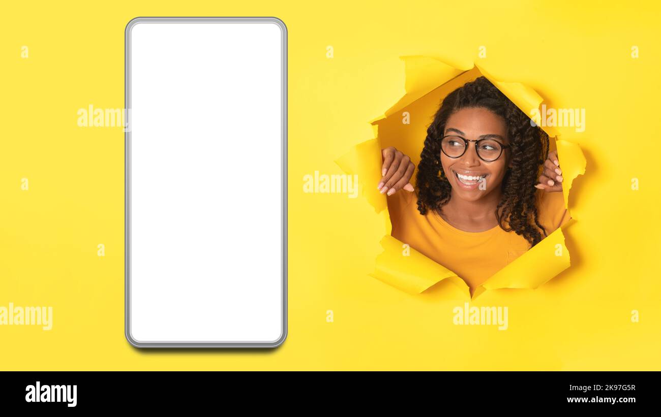 Happy large smile african lady hi-res stock photography and images - Alamy