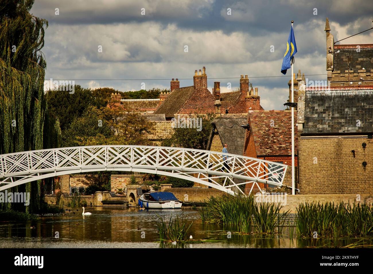 Godmanchester, Huntingdonshire, Cambridgeshire, England. River Great Ouse running through the village Stock Photo