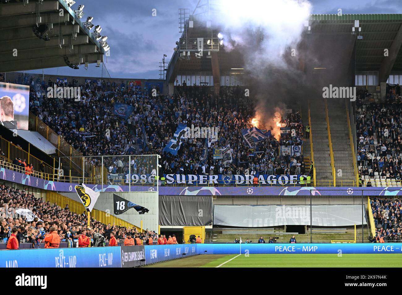 2,961 Fans Of Club Brugge Stock Photos, High-Res Pictures, and