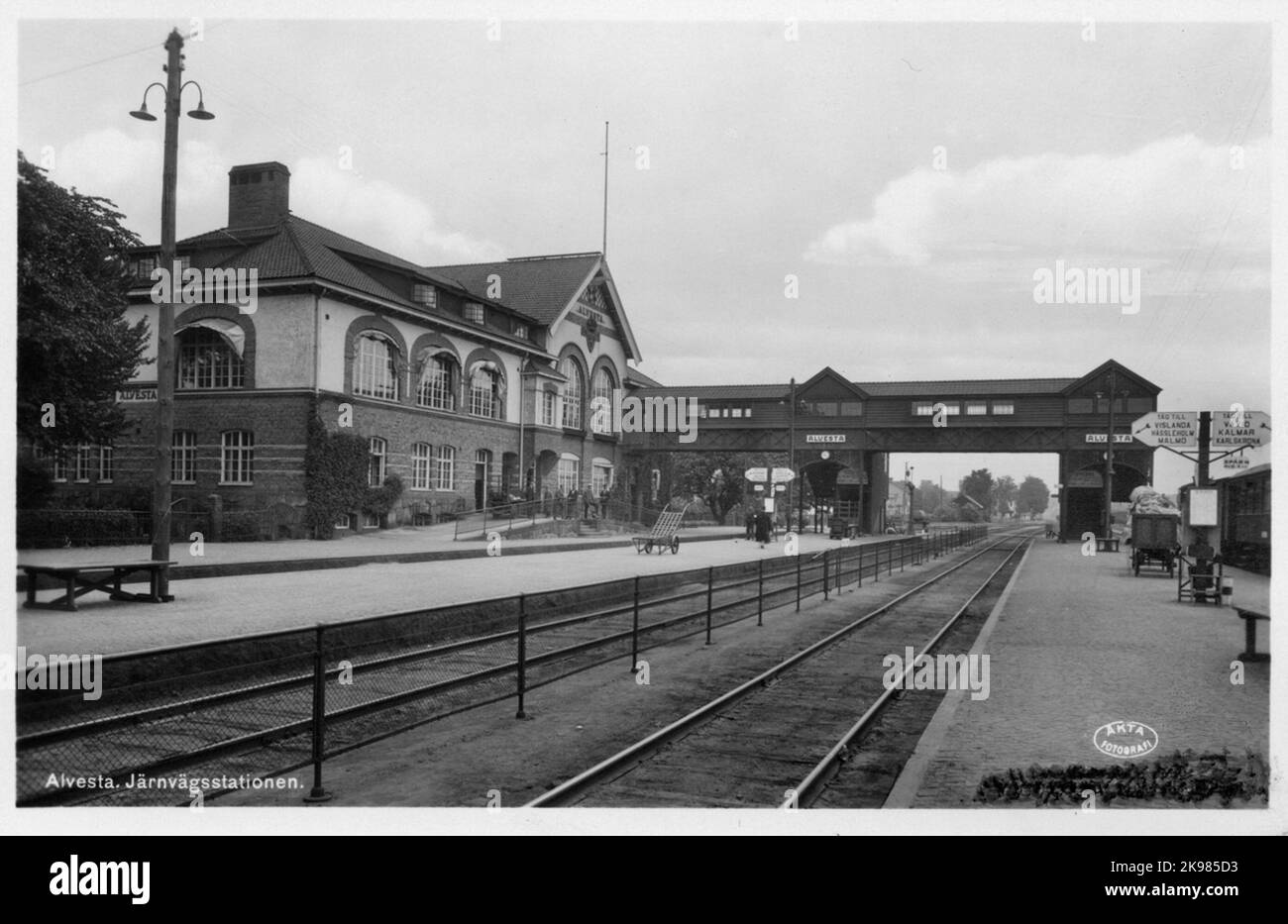 Alvesta railway station Stock Photo - Alamy