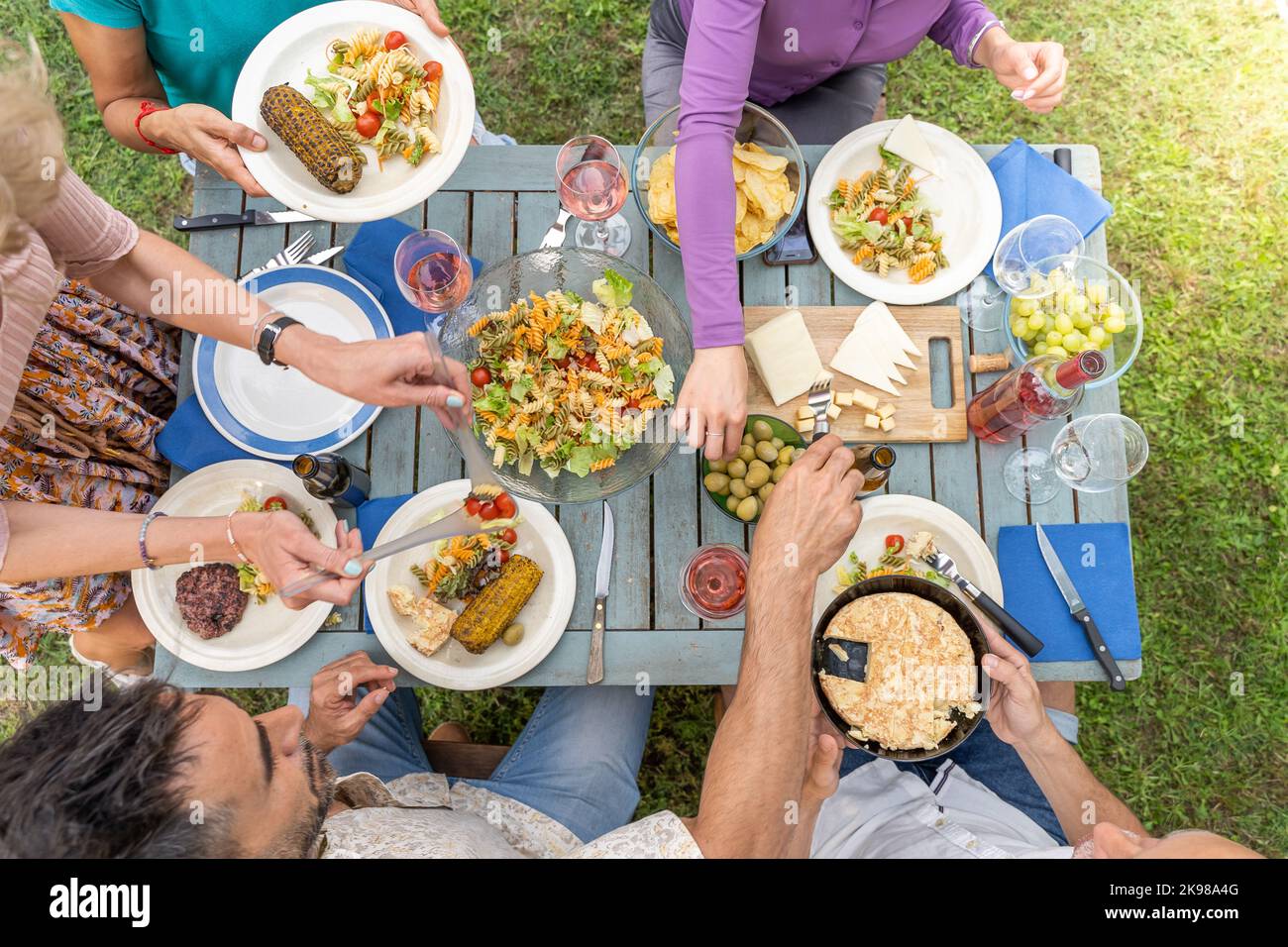 Dinner table top view hi-res stock photography and images - Alamy