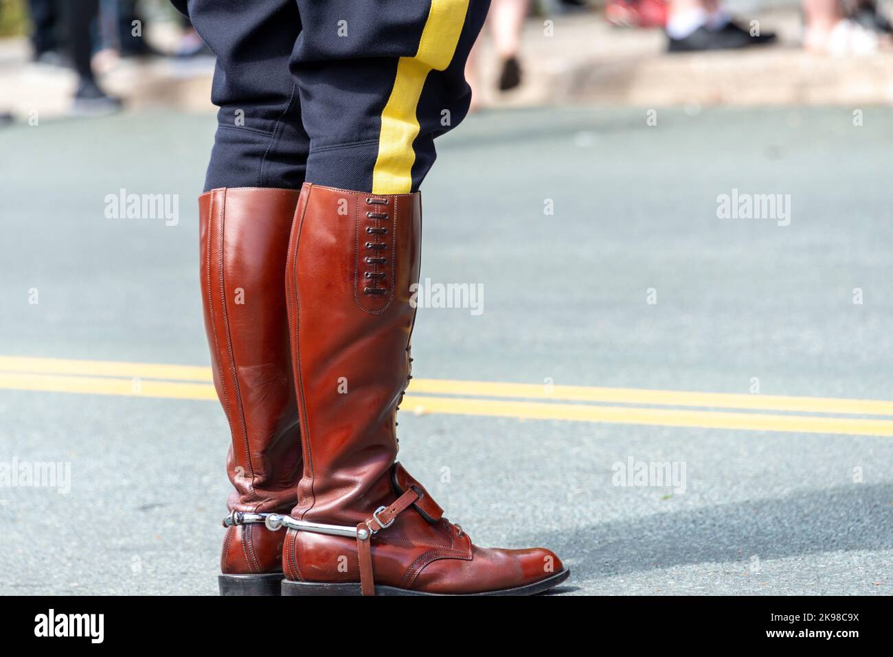 Police boots fotografías e imágenes de alta resolución - Alamy