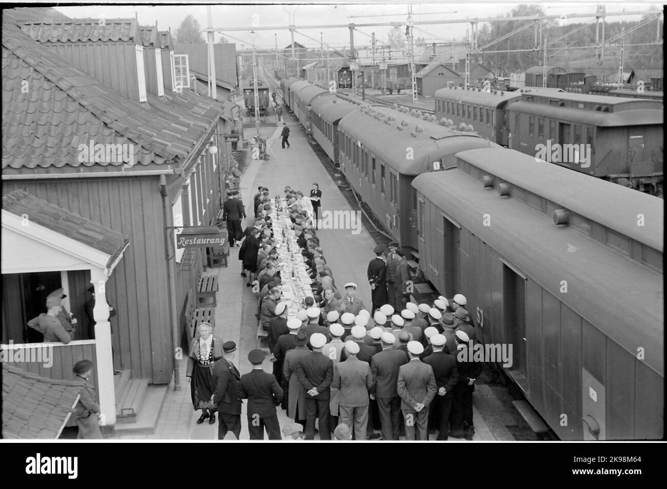 Norwegian prisoners of war, released from the Nazi detention camp Grini ...