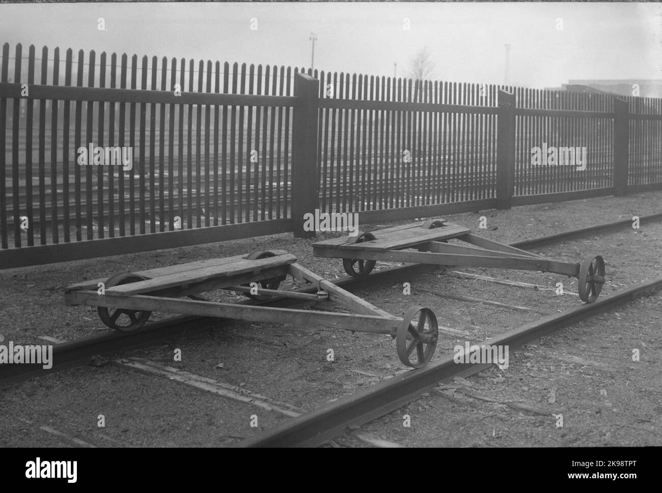 Tricycles for striking / kicks; Railway Museum. Sheets no. 188 and 177