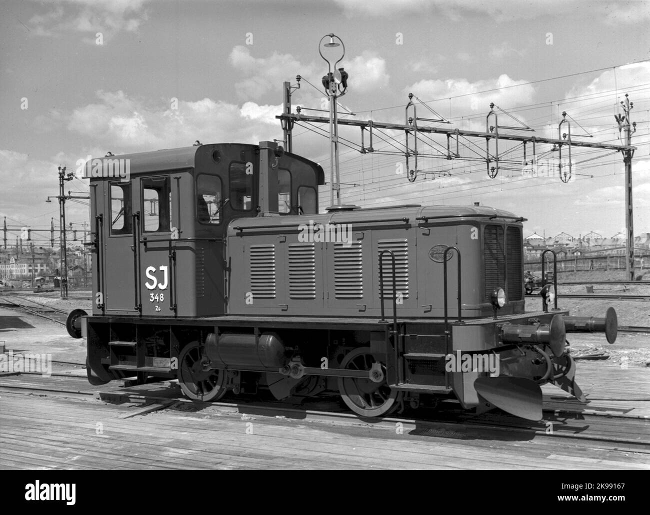 State Railways SJ Z6 348 Stock Photo Alamy state-railways-sj-z6-348-stock-photo-alamy