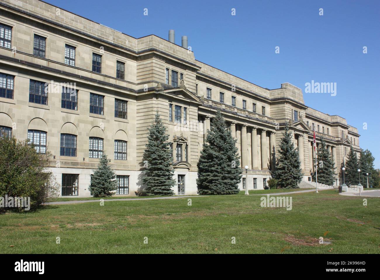 Ottawa Raccon Building Historical photos ottawa ontario hi-res stock photography and images ...
