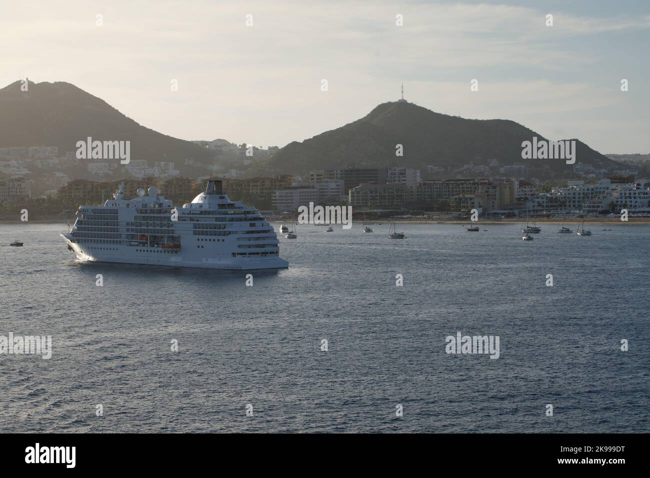 cruise ship on cabo san lucas's waters Stock Photo - Alamy