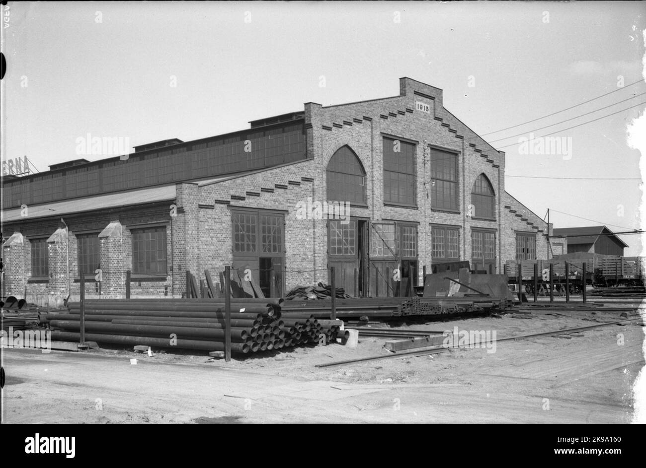 Rough plate warehouse ASJ seen from the side, AB Svenska Railway Stock Photo Alamy