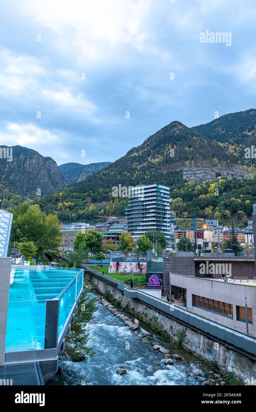 Escaldes - Engordany: 2022 October 26: Exterior panorama of the Caldea Thermal Center in Andorra and Caldea Sports Complex in autumn 2022. Stock Photo