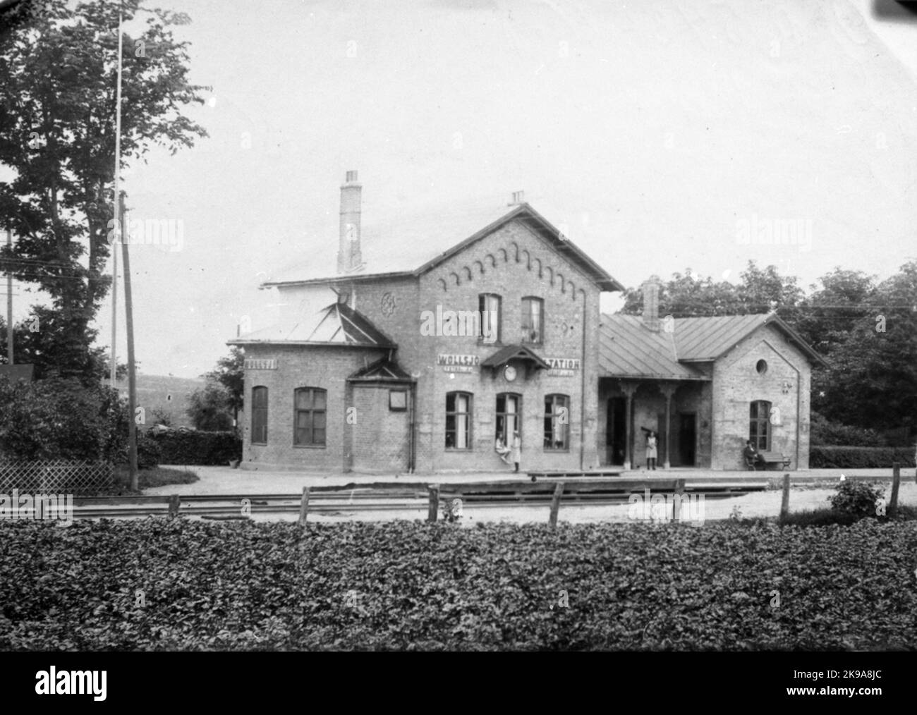 The station was built in 1865 by YEJ. The architect was C Adelsköld