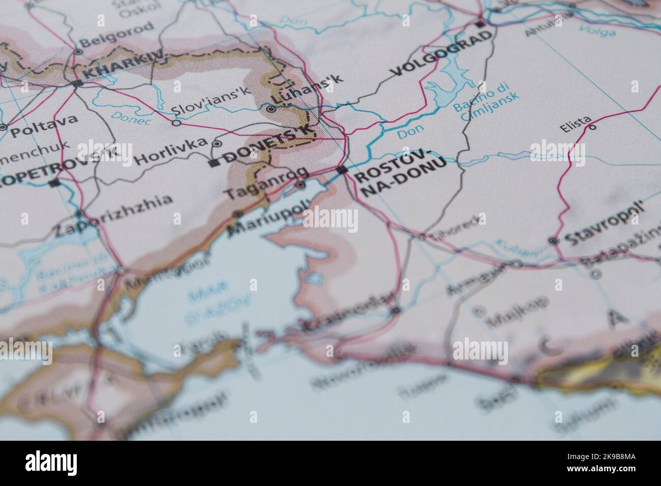 Map of Donbass with the border betweek Ukraine and Russia (2010) Stock Photo