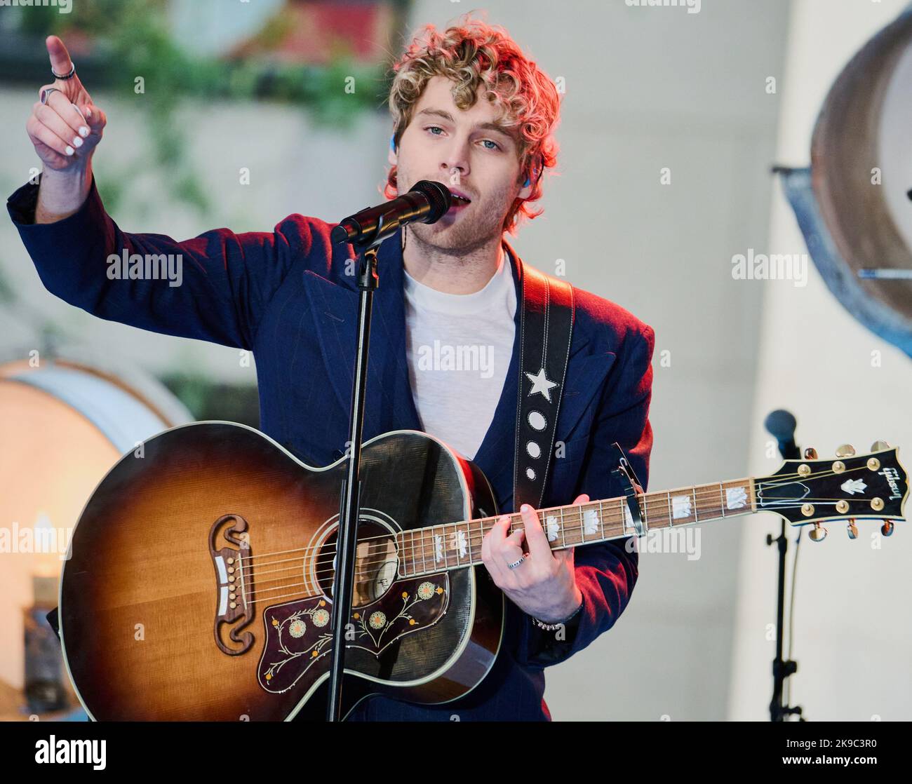 NEW YORK, NY, USA SEPTEMBER 30, 2022 5 Seconds of Summer Perform on